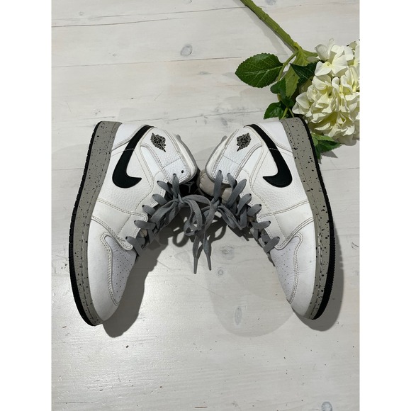 Nike Air Jordan 1 Mid SE White‎ Black Cement GS Sz 6Y / 38.5 Basketball Shoes main image 8